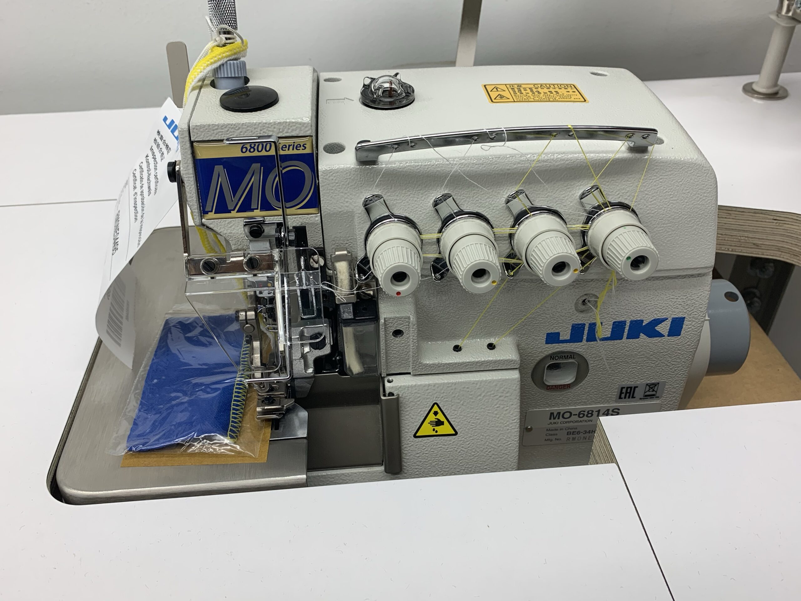Juki MO-6814S High-speed, Overlock / Safety Stitch Machine