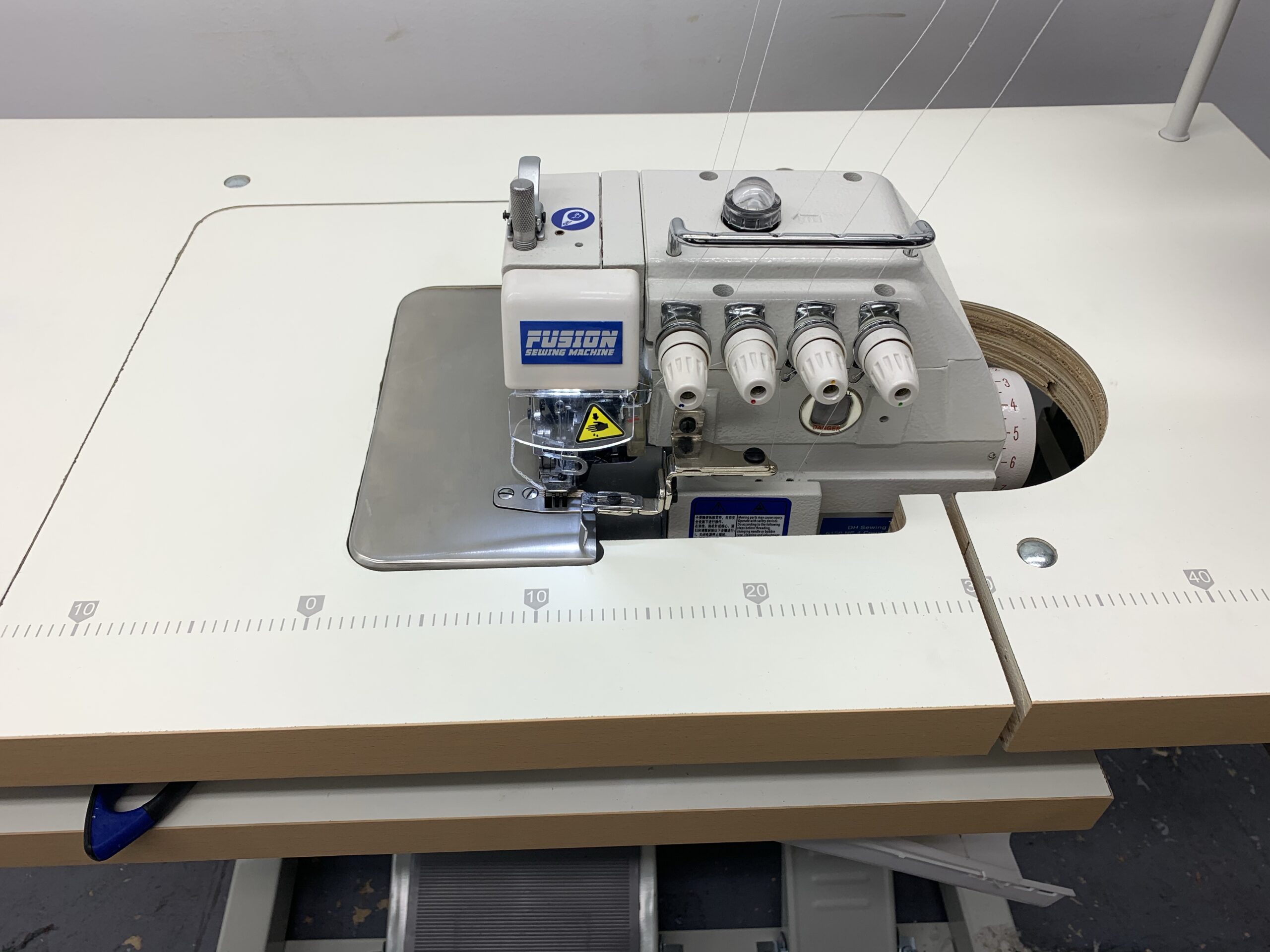 Fusion 757 5 Thread Overlock Sewing Machine New Complete