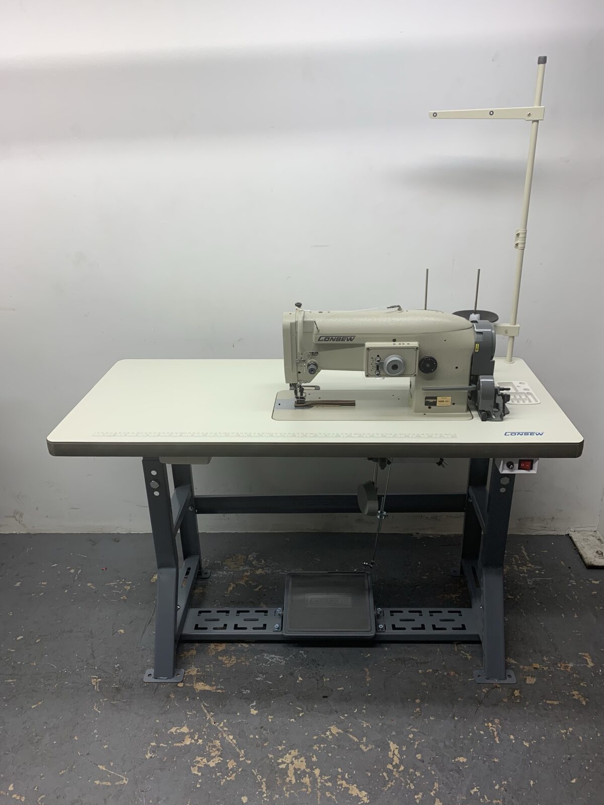 Consew146RBL-30-1A-1 30" Single Needle, Drop Feed, Walking Foot, Long Arm, Zig-Zag Lockstitch Machine
