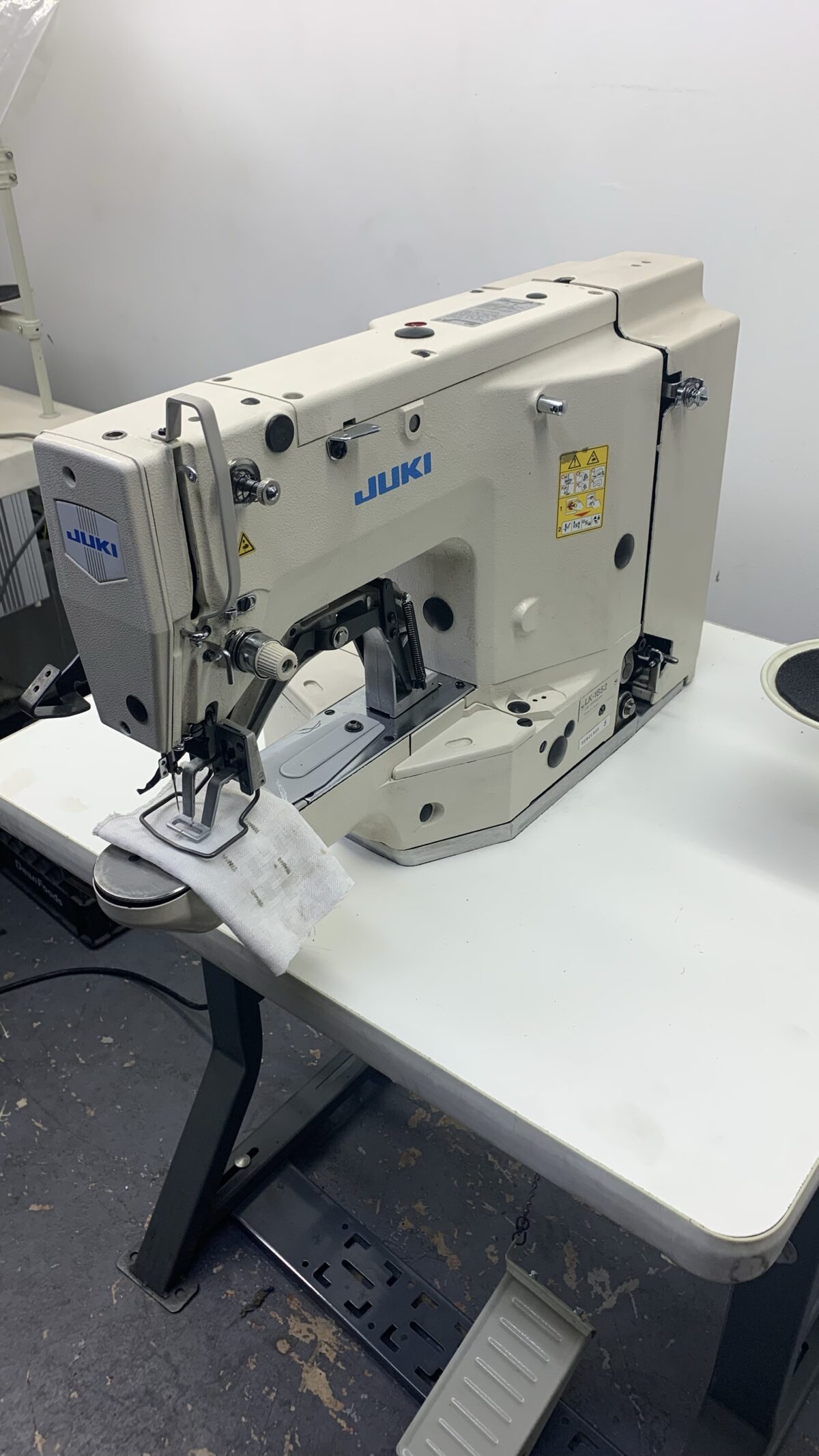 Juki LK-1852 28 Stitch Bartack Machine